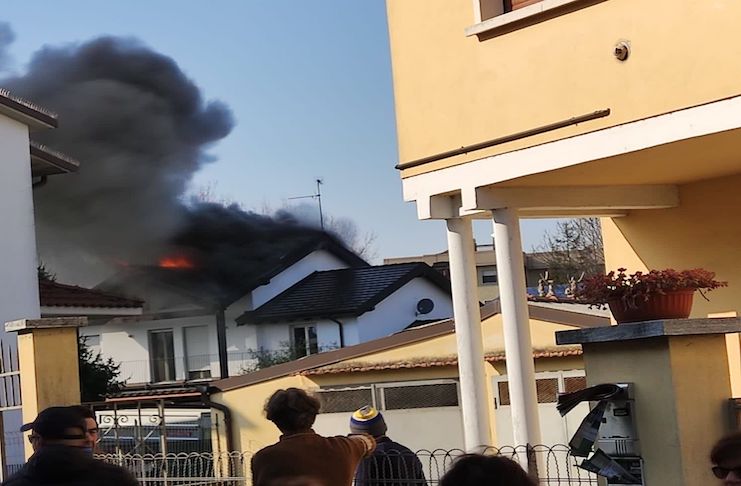 Incendio via Isonzo